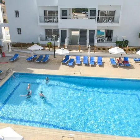 Sweet Memories Apts פרוטאראס